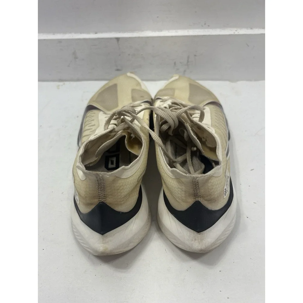 Size 10 Nike Zoom Gravity Barely Rose‎ Women's CU4824-100 Running Shoes White